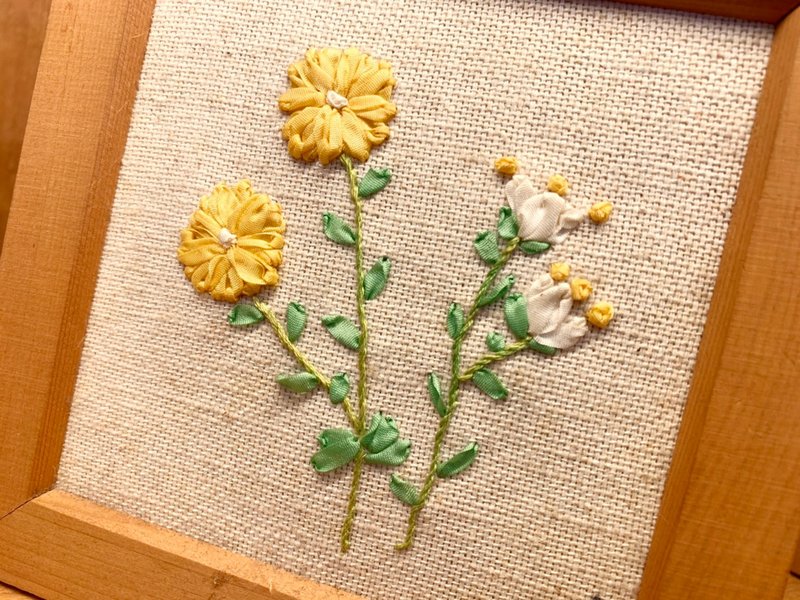 Petals缎带刺绣DIY材料包/雏菊 - 编织/刺绣/羊毛毡/裁缝 - 聚酯纤维 