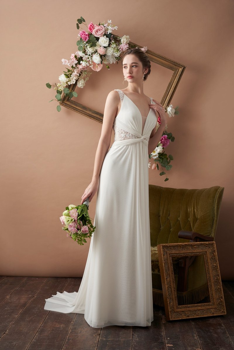 【New】Lara 空灵褶式设计礼服 - 晚装/礼服 - 其他材质 白色