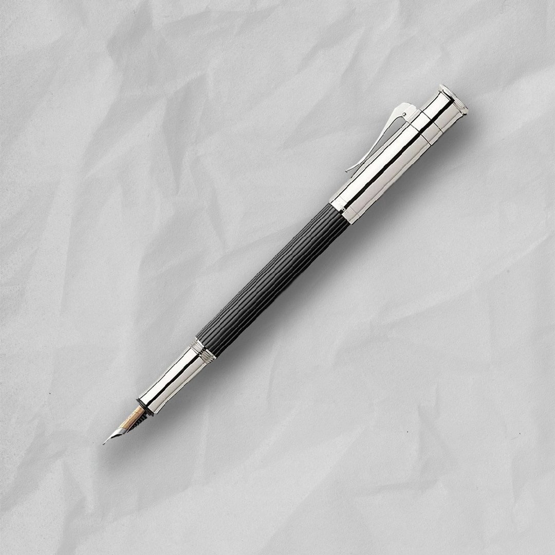 【Graf von Faber-Castell】经典系列乌木钢笔 M尖 VIP刻字服务 - 钢笔 - 木头 黑色