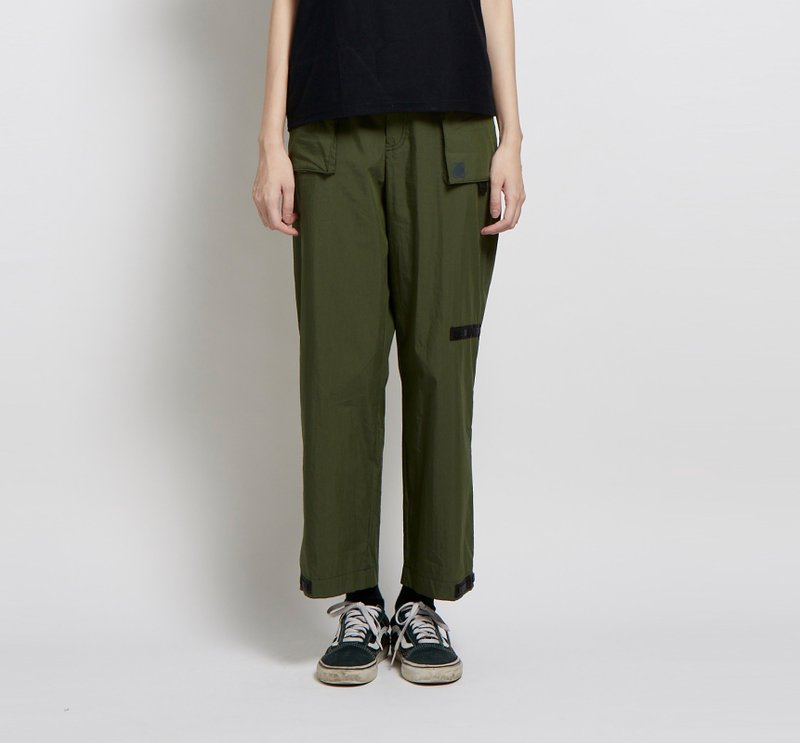 勾勾勒 - 贴带大直筒九分裤 - 军绿 - 女装长裤 - 棉．麻 绿色