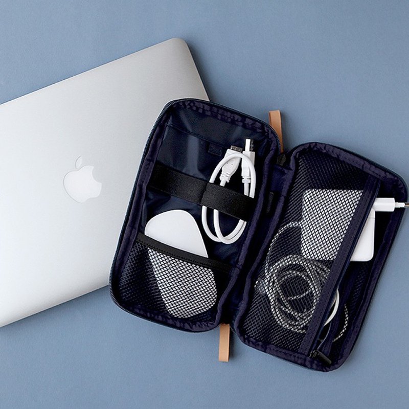 ithinkso-轻巧网眼旅行袋 收纳袋  FLAT MULTI POUCH (M) - 化妆包/杂物包 - 其他材质 