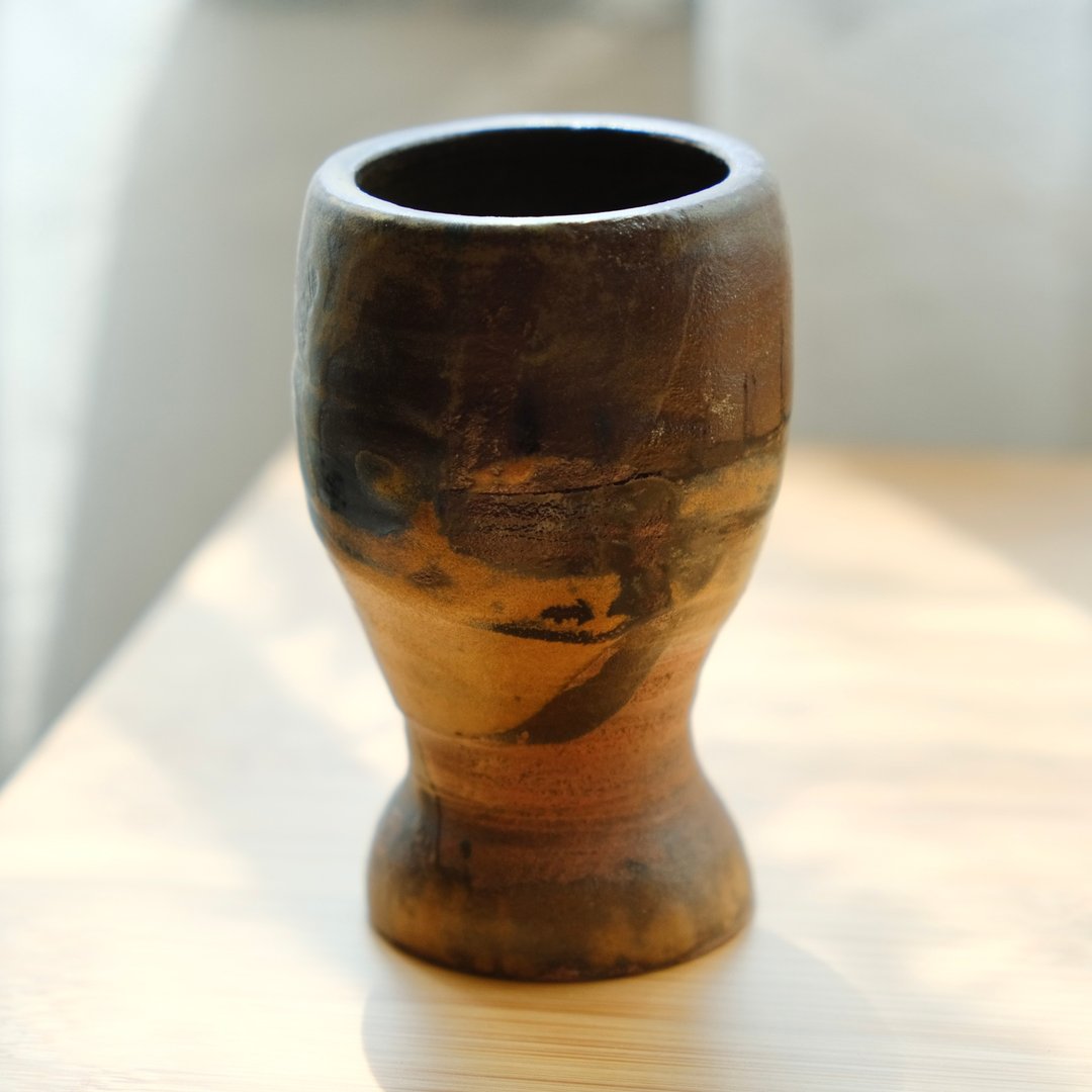 【圣诞节礼物】山影木纹高杯焦釉流痕手感陶器酒杯茶杯收纳容器 - 酒杯/酒器 - 陶 咖啡色