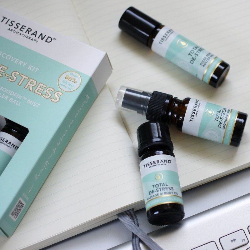【放松超值体验感受组】TOTAL DE-STRESS DISCOVERY KIT - 旅行套装 - 精油 