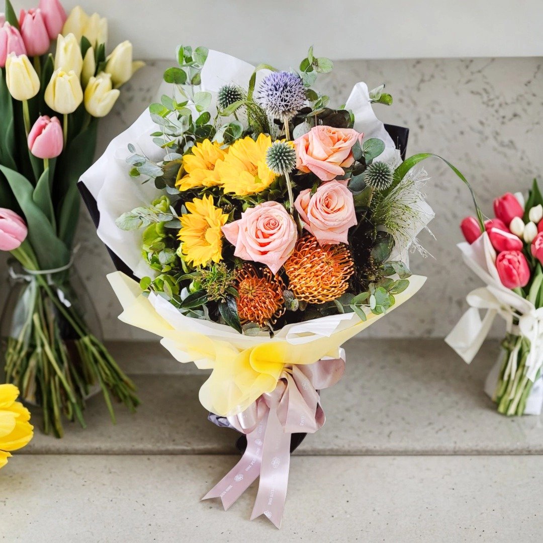 鲜花花束 (烟花菊、玫瑰、向日葵、蓝星花等) GF00216 - 植栽/盆栽 - 植物．花 
