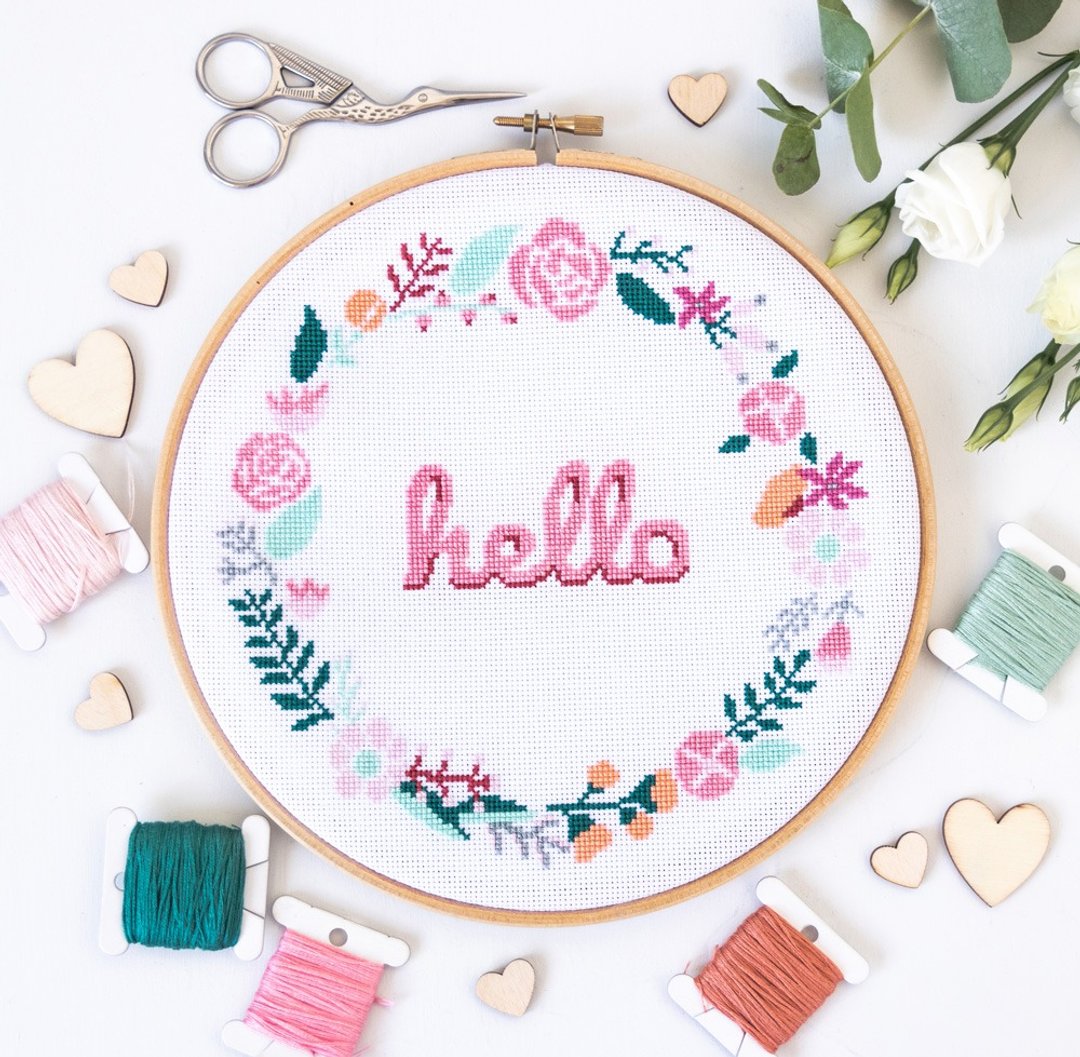 Hello Floral Wreath Cross Stitch PDF Pattern 十字繡 - 编织/刺绣/羊毛毡/裁缝 - 其他材质 