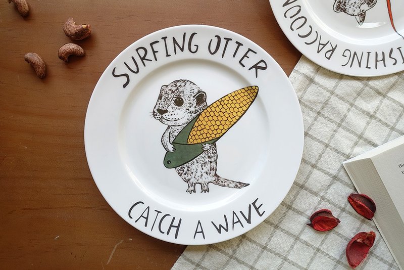 Surfing Otters 冲浪水獭 餐瓷盘 (骨瓷平盘) - 盘子/餐盘/盘架 - 瓷 黄色