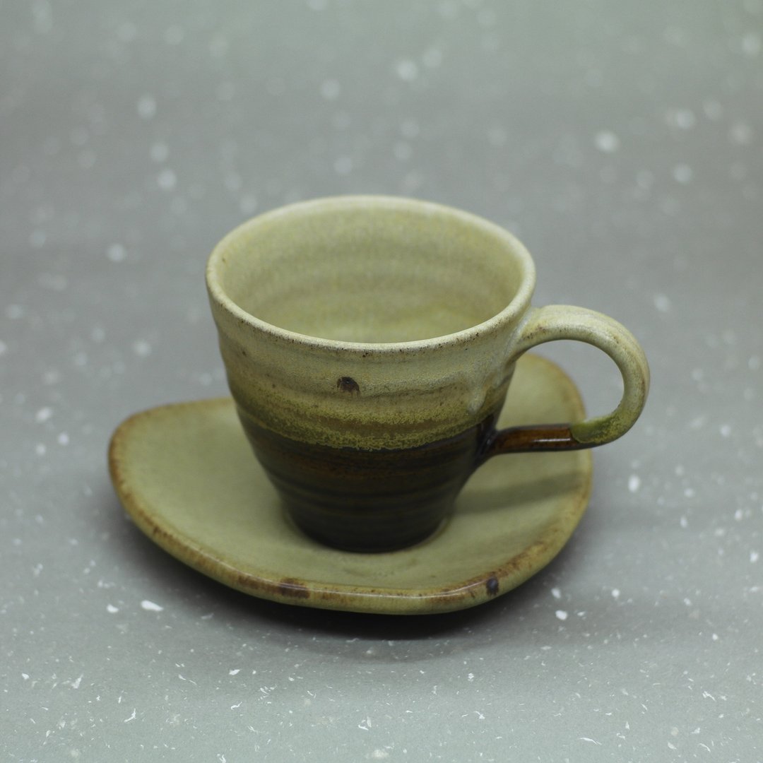 铁釉双挂咖啡杯  手作陶艺 品味香醇 - 咖啡杯/马克杯 - 陶 卡其色