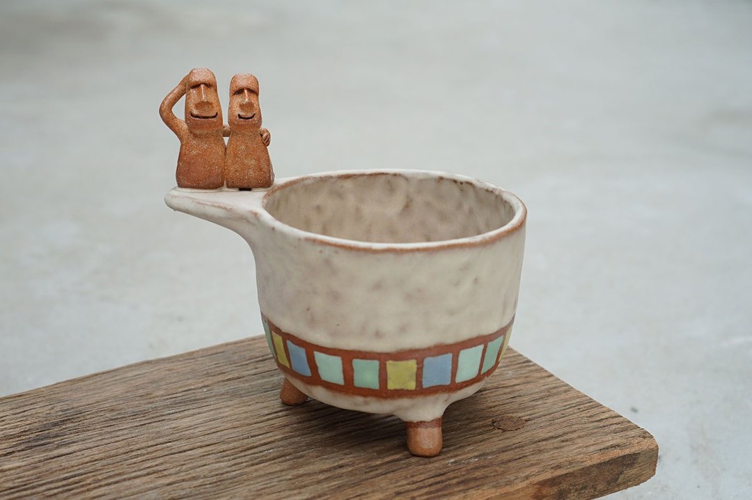 Plant pot with Moeyes ,cactus,ceramics,pottery,handmade - 植栽/盆栽 - 陶 多色
