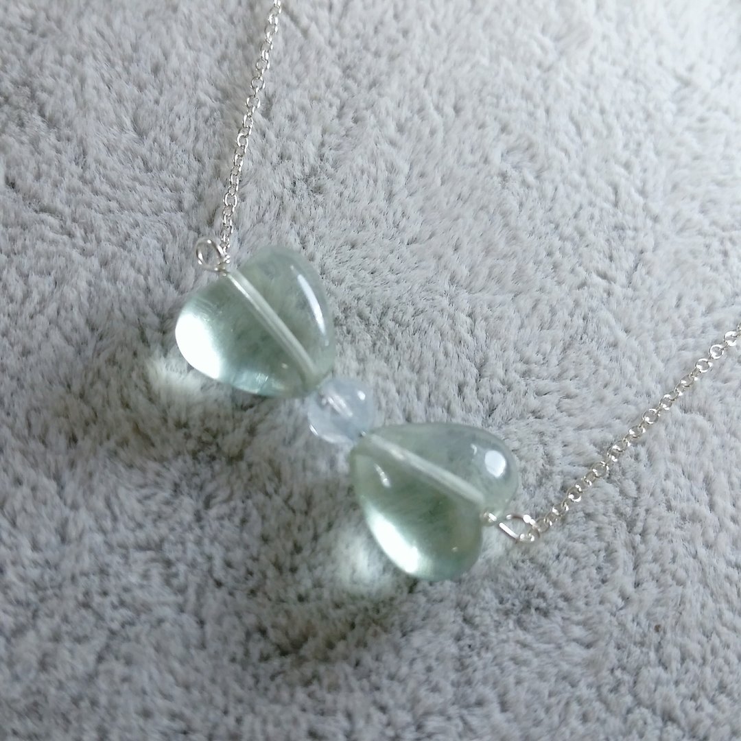 淡绿色心形萤石萤石 配海蓝宝 纯银锁骨项链 Flourite and aquamarine 925 silver necklace - 项链 - 宝石 绿色