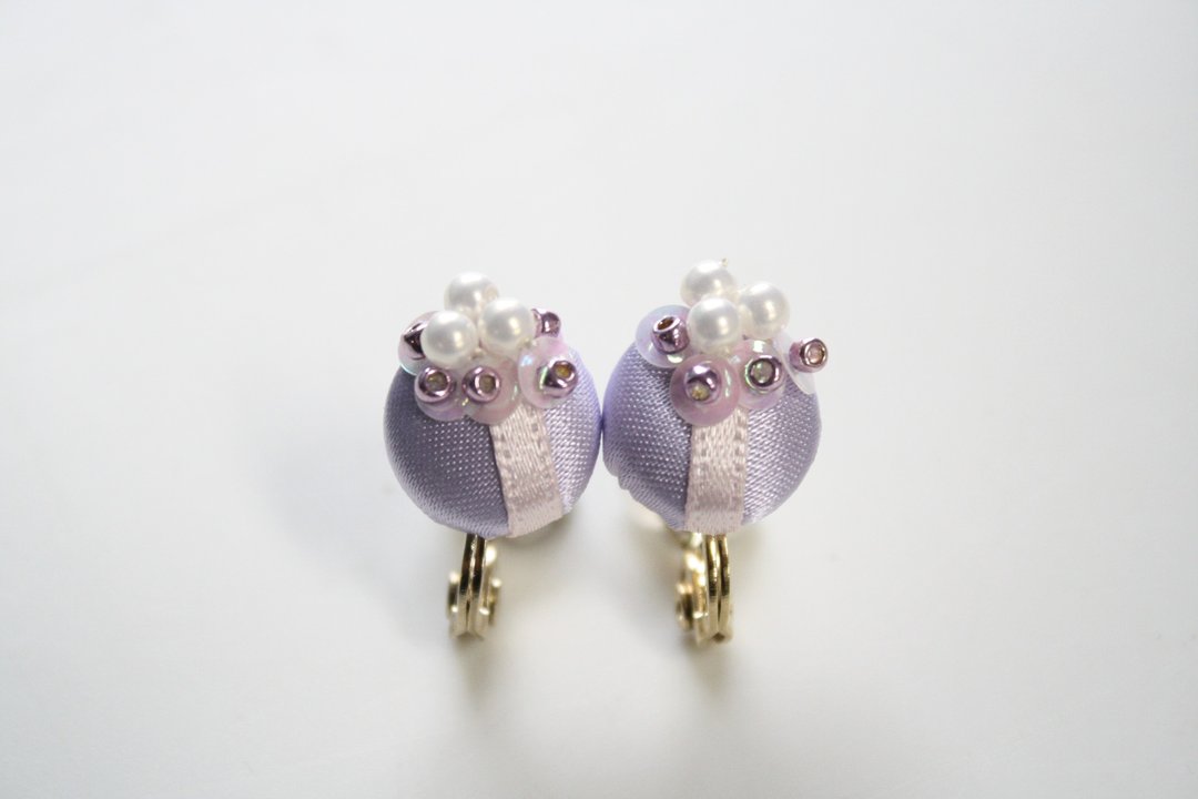 Pearl earrings - 耳环/耳夹 - 宝石 紫色