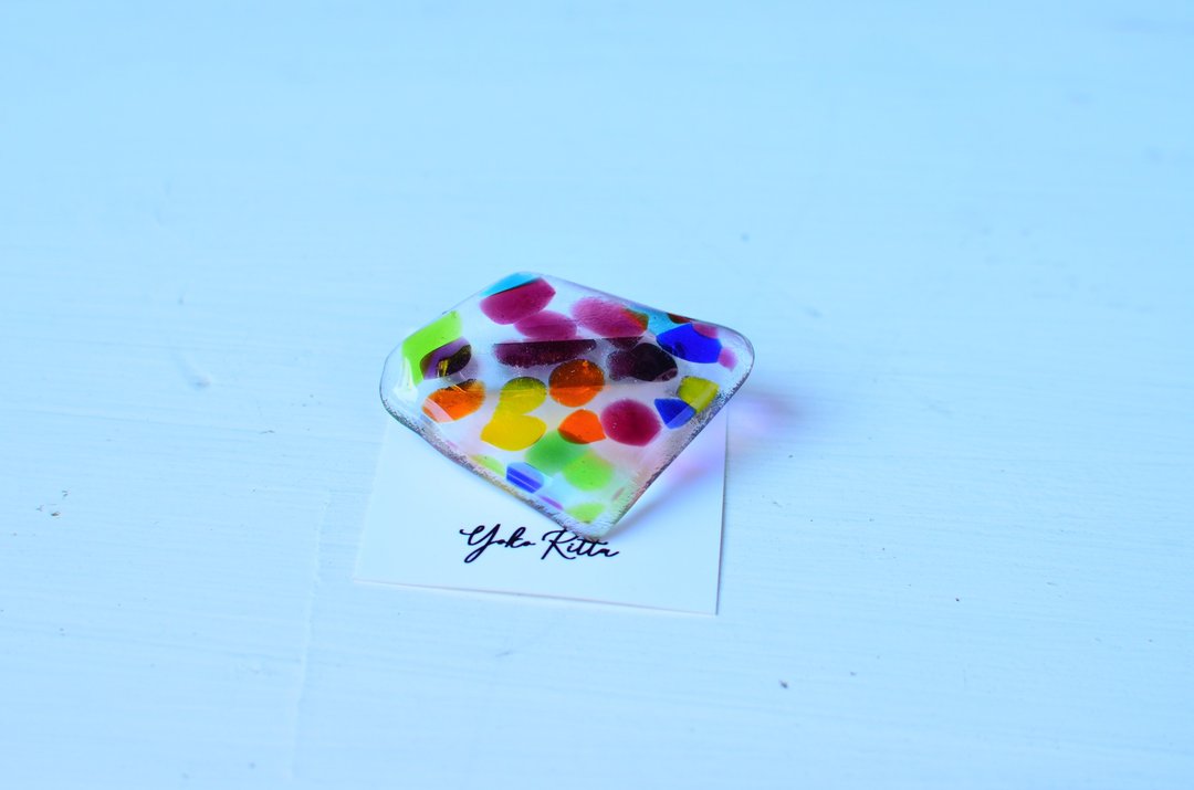 Irotsubu brooch - 胸针 - 玻璃 多色