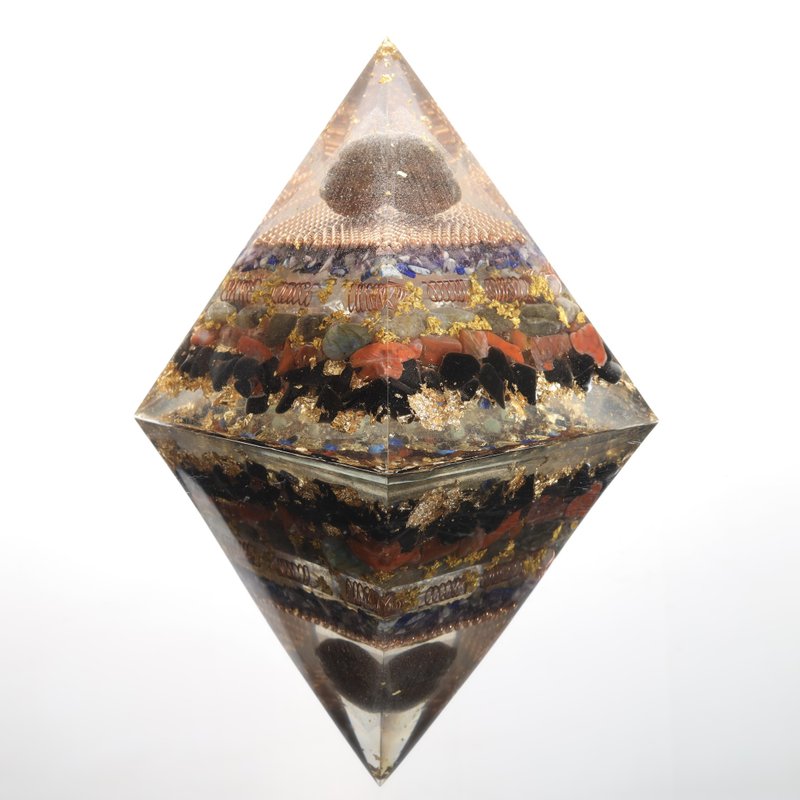 【特别订制】特大高15cm_公萨满魔石威卡男神连接-奥钢金字塔水晶 - 摆饰 - 水晶 多色