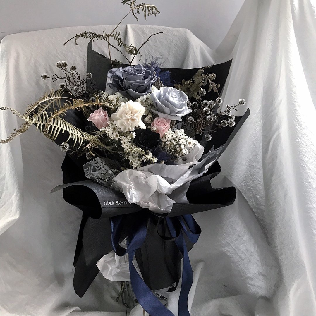 FloraFlower 永生花束(L) 高级花束 求婚 婚礼 生日惊喜 - 干燥花/捧花 - 植物．花 黑色