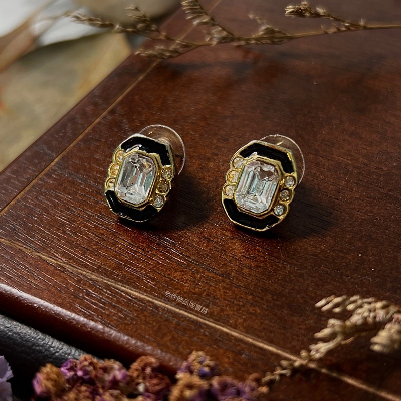 黑珐琅白钻耳针 - 耳环/耳夹 - 其他金属 黑色