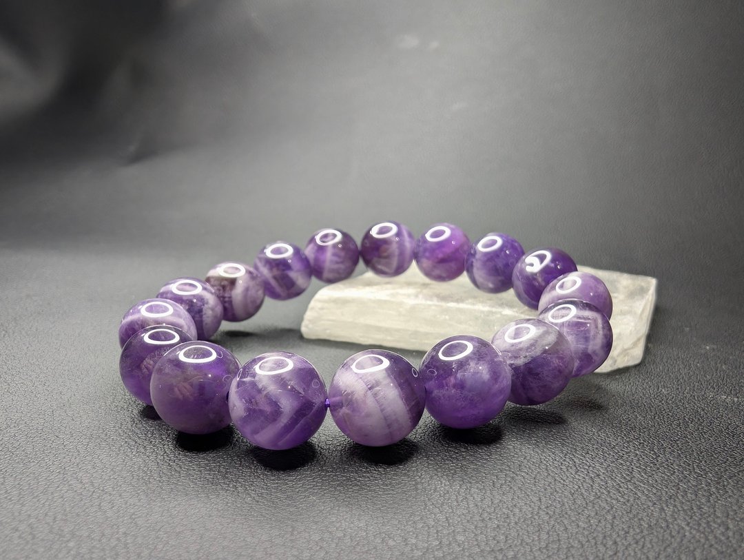 梦幻紫水晶 Amethyst  手串 手链 天然水晶 水晶手链 12mm - 手链/手环 - 水晶 紫色