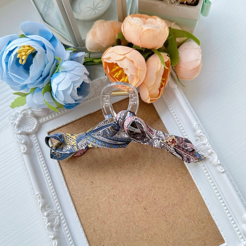 独家款图腾蝴蝶结大抓夹鲨鱼夹-蓝色+暗粉色 - 发饰 - 其他材质 多色