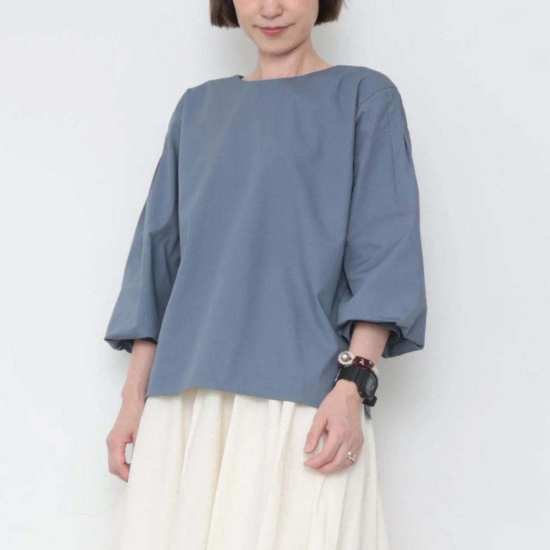 OMAKE.jp 澎袖肩线打褶上衣4LinesBlouse 灰蓝 - 女装上衣 - 棉 蓝色