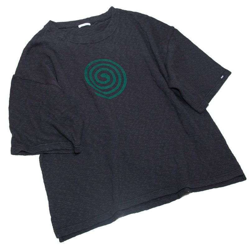 [Made in Japan] Mosquito coil print big silhouette T-shirt Tcollector - 女装 T 恤 - 棉．麻 黑色