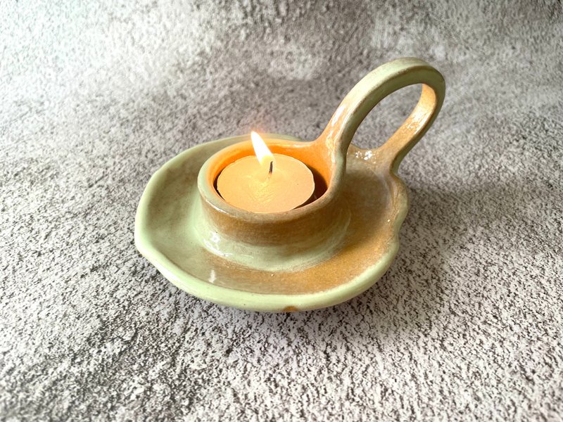 手持烛台— 淡竹叶 - 蜡烛/烛台 - 陶 