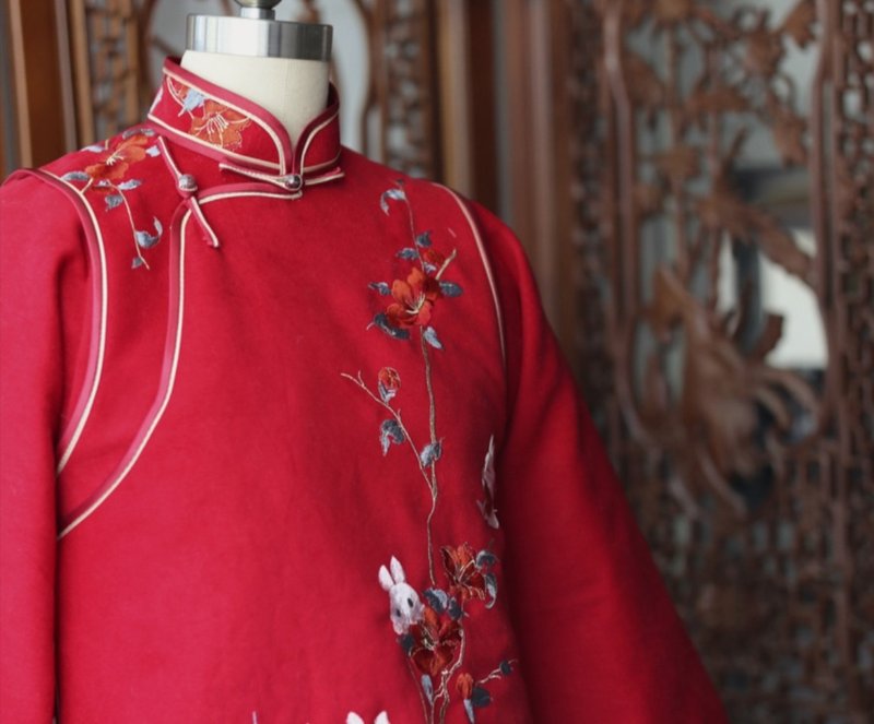 【薮春融雪】民国复古风  山茶兔绣花/倒大袖棉服 - 女装上衣 - 丝．绢 红色