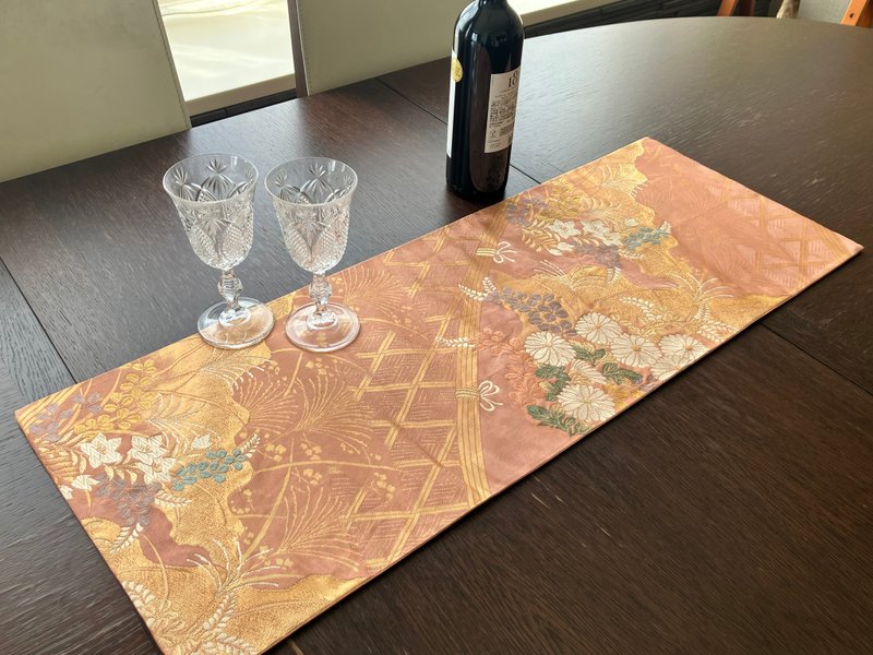 和服带桌中心 TC005 - 餐垫/桌巾 - 丝．绢 粉红色