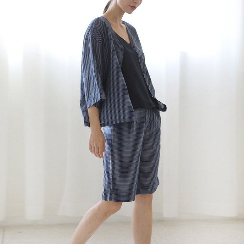 KOOW  Vacant Sea 真丝混纺 轻薄条纹薄西装短裤 - 女装长裤 - 丝．绢 