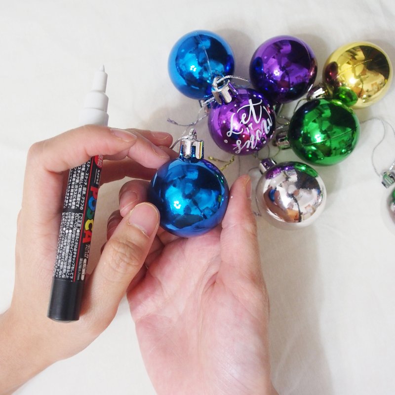 Mstandforc 6cm 定制化圣诞吊饰｜圣诞礼物｜装饰 - 吊饰 - 塑料 多色