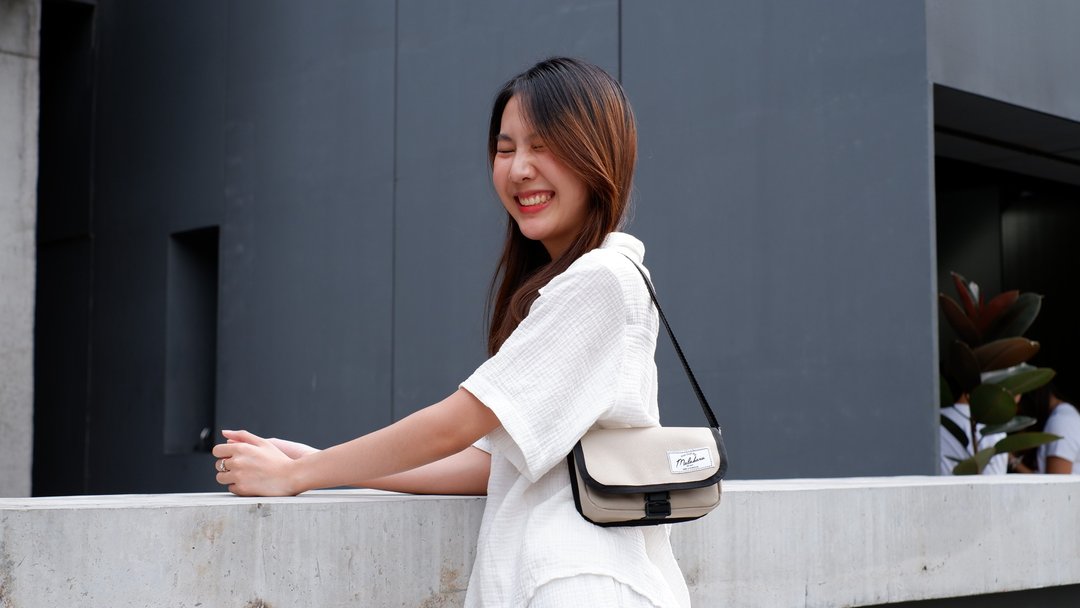 MLBR ABBY Crossbody bag Shoulder bag shoulder bag - 侧背包/斜挎包 - 尼龙 卡其色