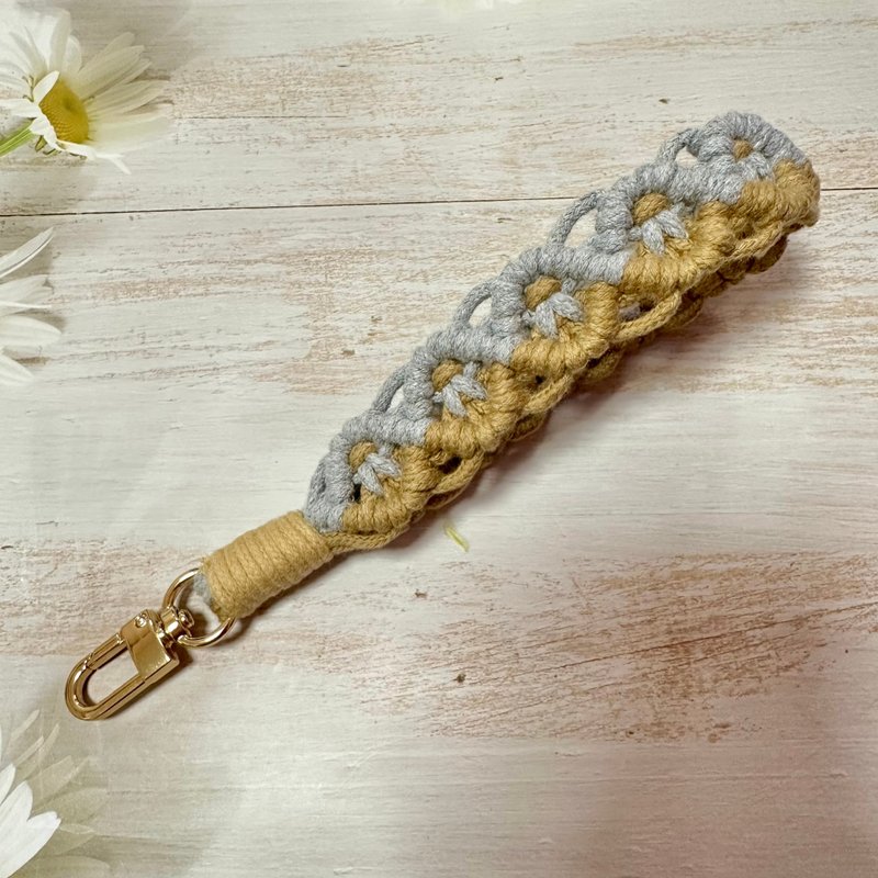 【定制化】菱形 短款 手腕款 手机挂绳 手工编织 电话绳 - 挂绳/吊绳 - 棉．麻 