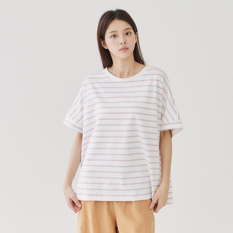 【Simply Yours】休闲条纹落肩T 粉红F - 女装 T 恤 - 棉．麻 粉红色