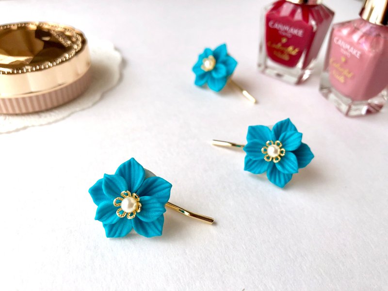 Koy's blue pony hook hair ornament - 发饰 - 粘土 蓝色