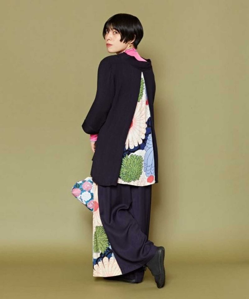 【热门预购】和风惊喜花卉层次低调和服领上衣 (2色) 7IA-3314 - 女装上衣 - 其他材质 