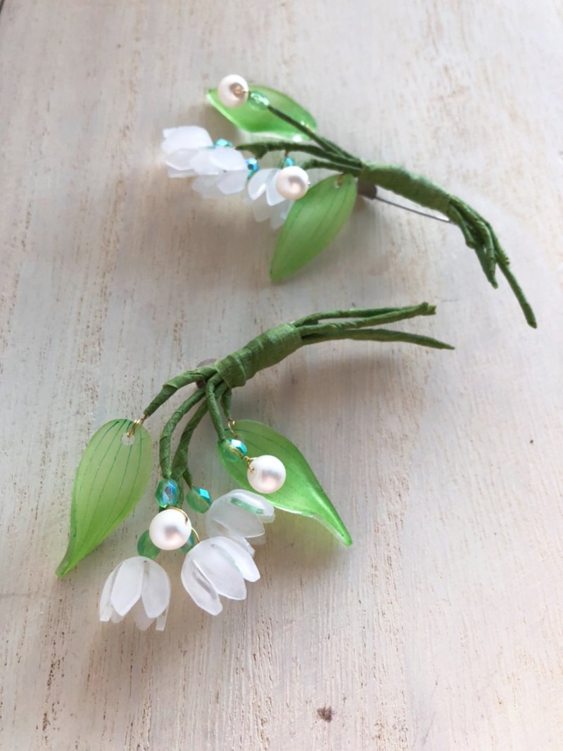 Lilly of the valley brooch  【女人節新品】、【Women's Day New Arrival】 - 胸针 - 塑料 