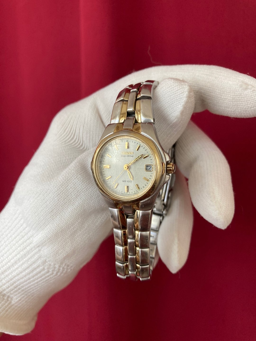 CITIZEN 金色 Eco-Drive 光动能 防水WR 100 古董表 - 女表 - 其他金属 金色
