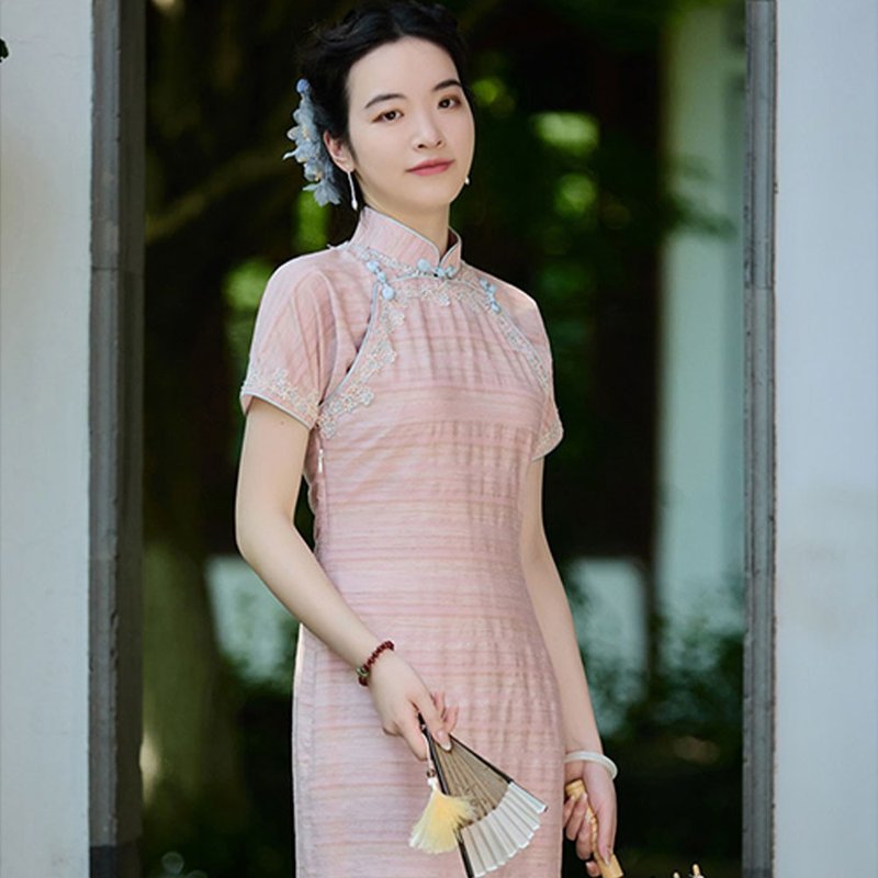 知春序復古雙襟旗袍 / 平裁無省收腰年輕款 / 少女清新甜美條紋裙 - 旗袍 - 其他材质 粉红色