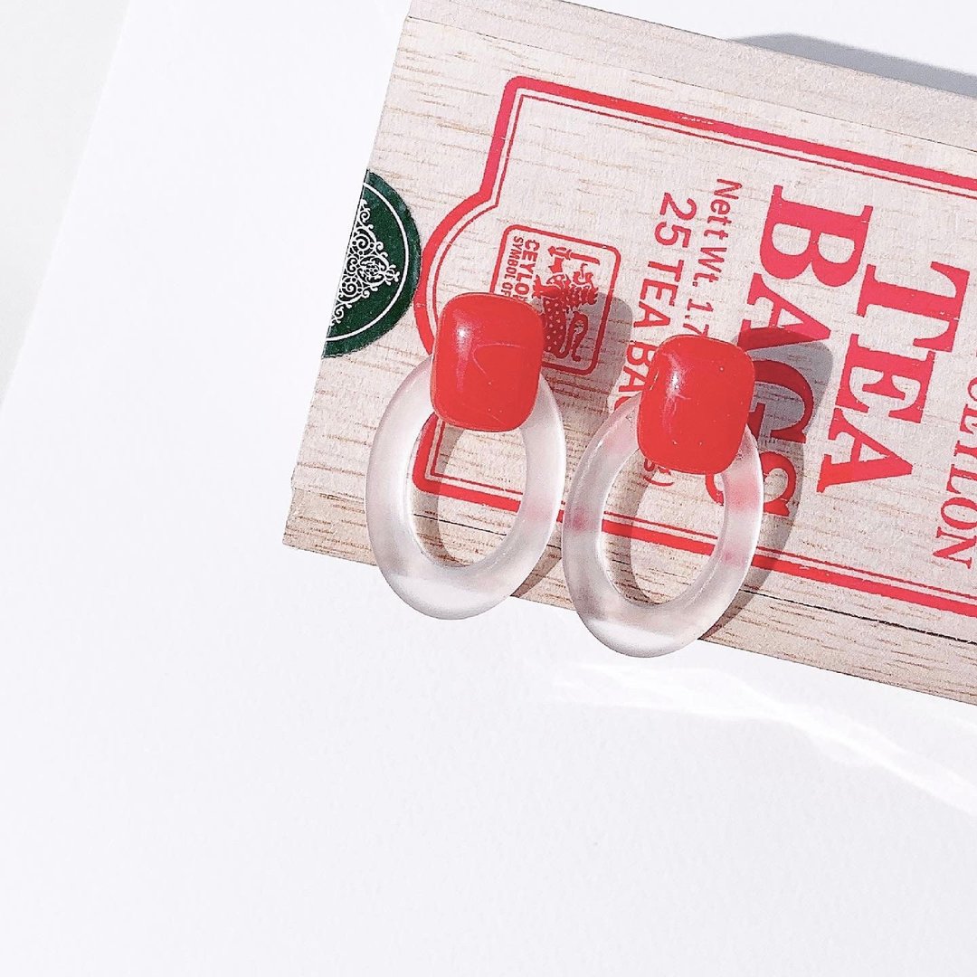 红苹果篓空压克力耳环 Apple candy earrings - 耳环/耳夹 - 压克力 红色