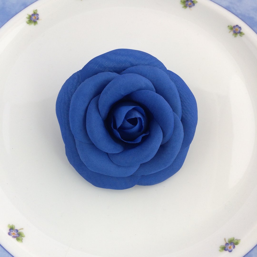 Camellia corsage royal blue - 胸花/手腕花 - 棉．麻 蓝色