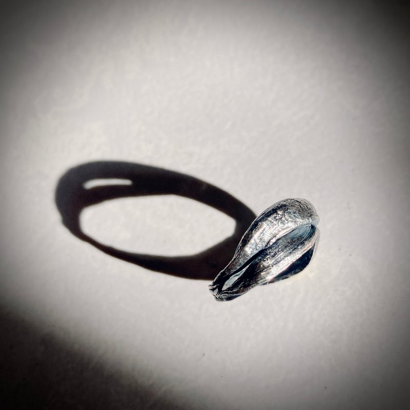 夏尔特 I神的裙摆I 不规则波纹戒指 - 戒指 - 纯银 银色