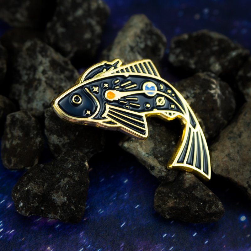 Space Trout Enamel Pin - 胸针 - 其他金属 