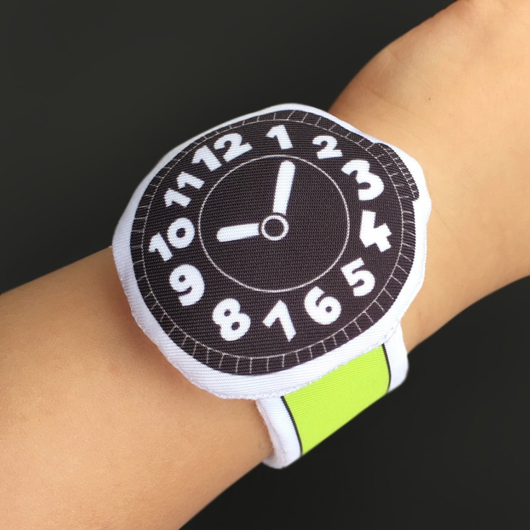 我的第一只布手表 My first Baby Watch (C03A05) - 围嘴/口水巾 - 纸 黑色