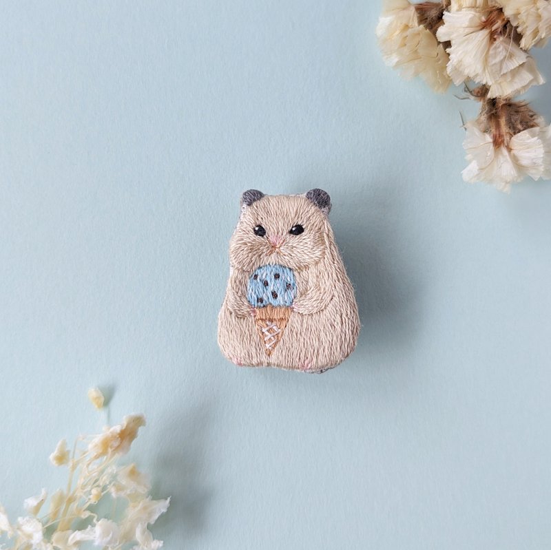 冰淇淋与黄金仓鼠 胸针 - 胸针 - 绣线 金色
