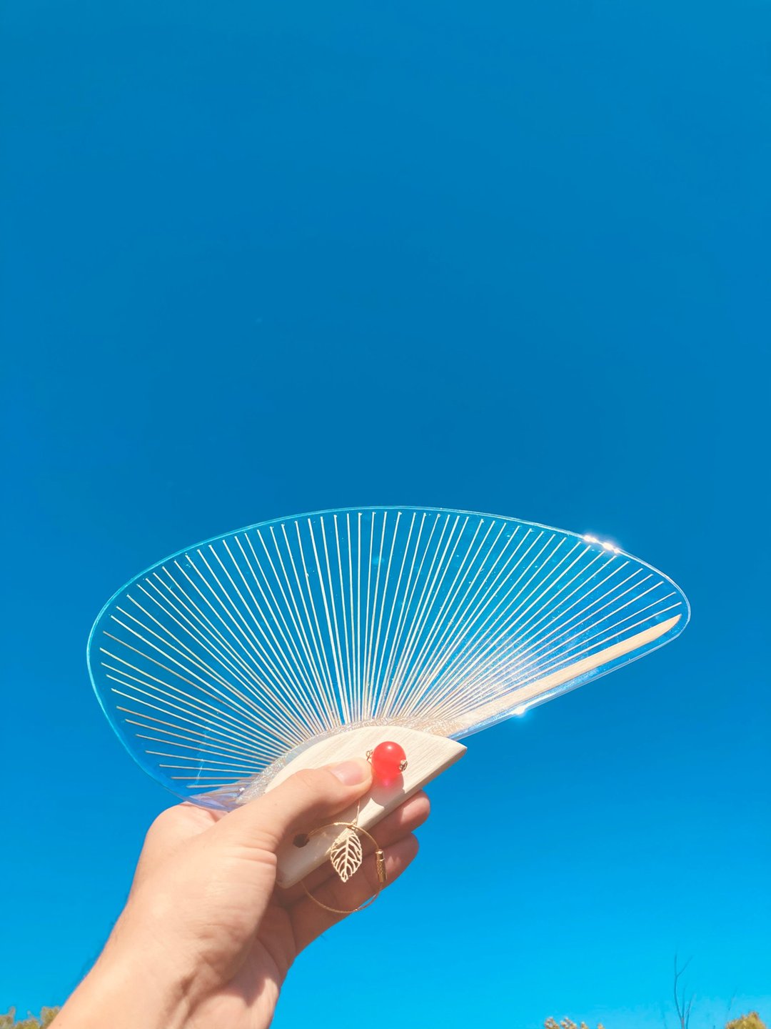 奶油苏打团扇 - 扇子 - 树脂 蓝色