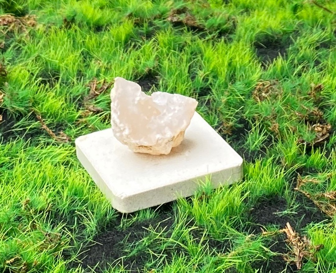 招财开运摆件-天然玛瑙白水晶原矿元宝 钱母 财运水晶  快速出货 - 摆饰 - 水晶 多色