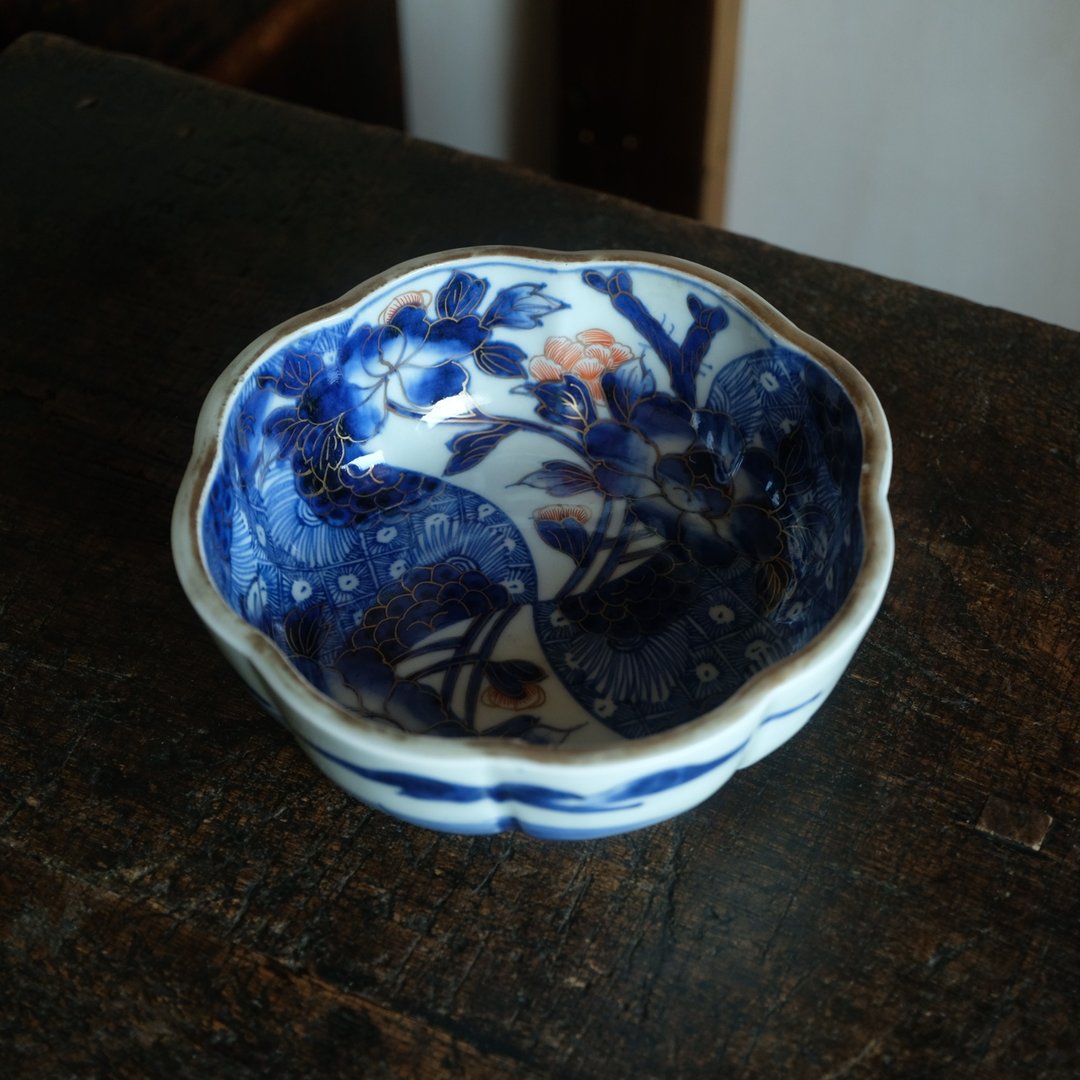 Pinkoi 代购 - 伊万里 芍药纹锦手金彩大钵 骨董・antiques 古董日式食器 古美术 明治时期 IMR-HB-002 - 碗 - 陶 