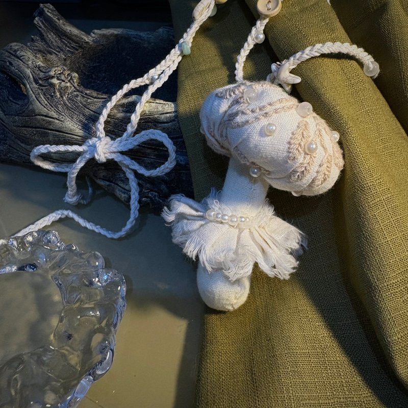森雾系列之白菇朵朵项链1 - 项链 - 棉．麻 白色