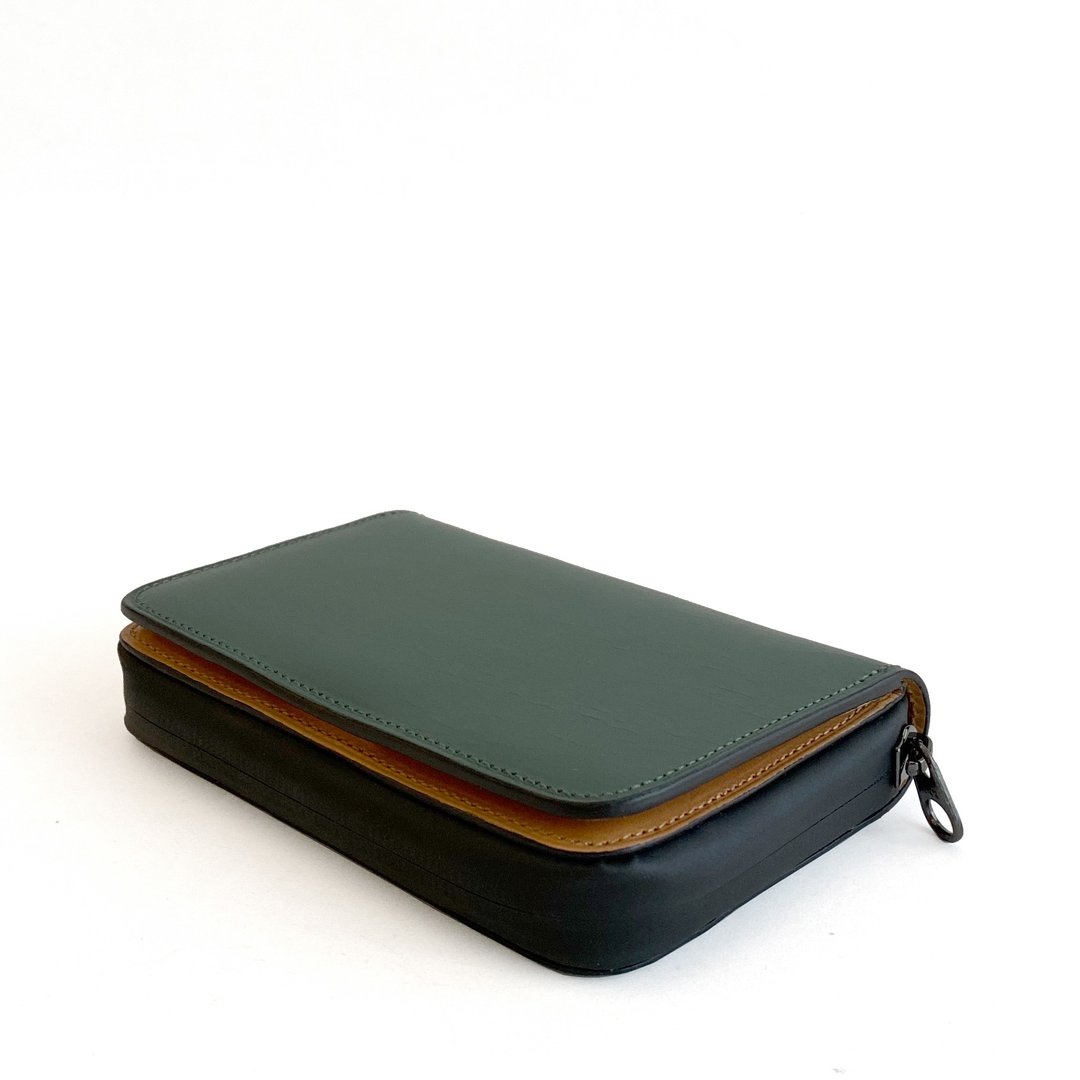 Weekday pouch /Green - 皮夹/钱包 - 真皮 绿色