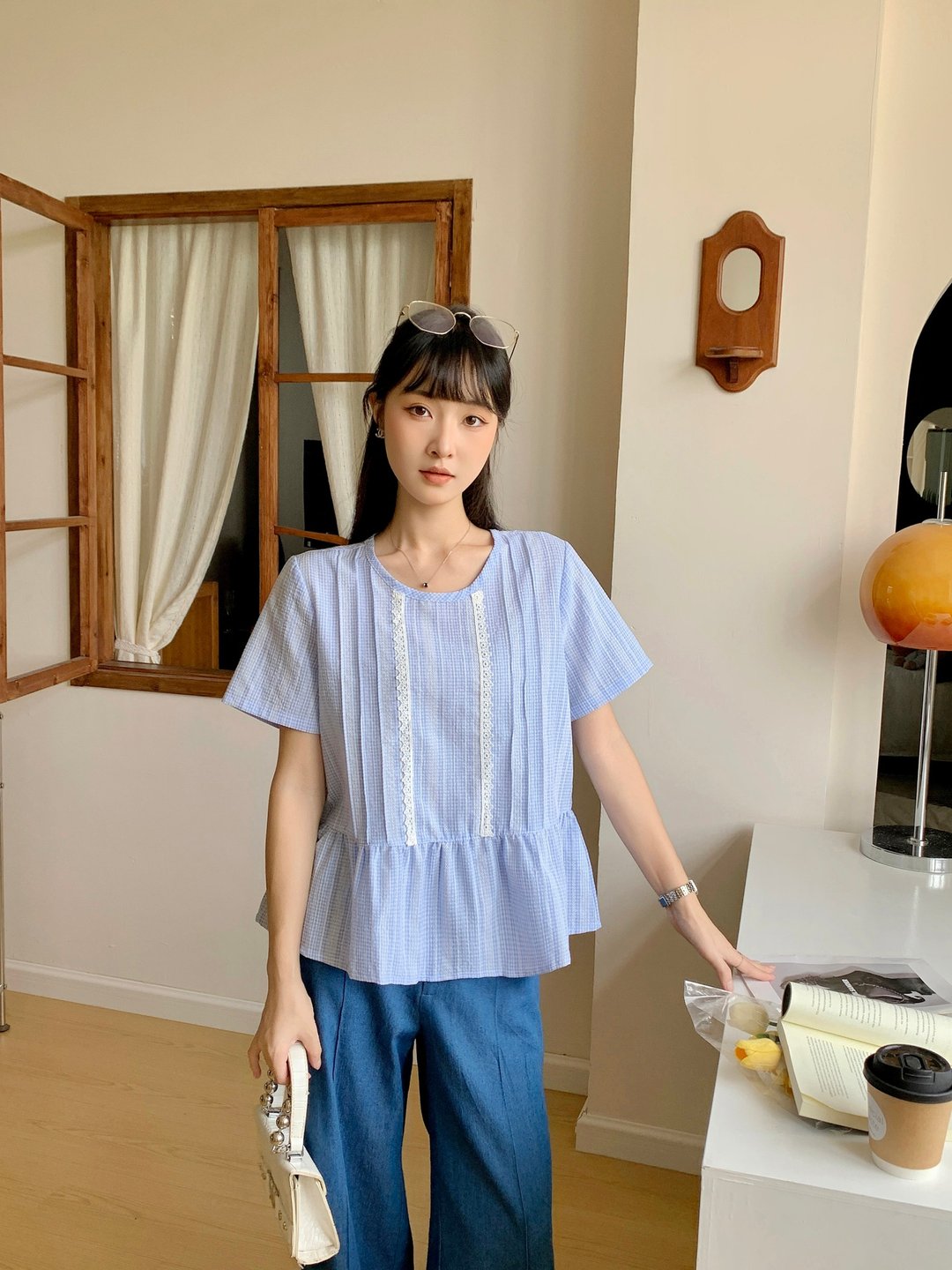 |初秋新品2件75折| 条纹荷叶脚蕾丝上衣|浅蓝色|无里衬|无弹|不透 - 女装上衣 - 聚酯纤维 蓝色