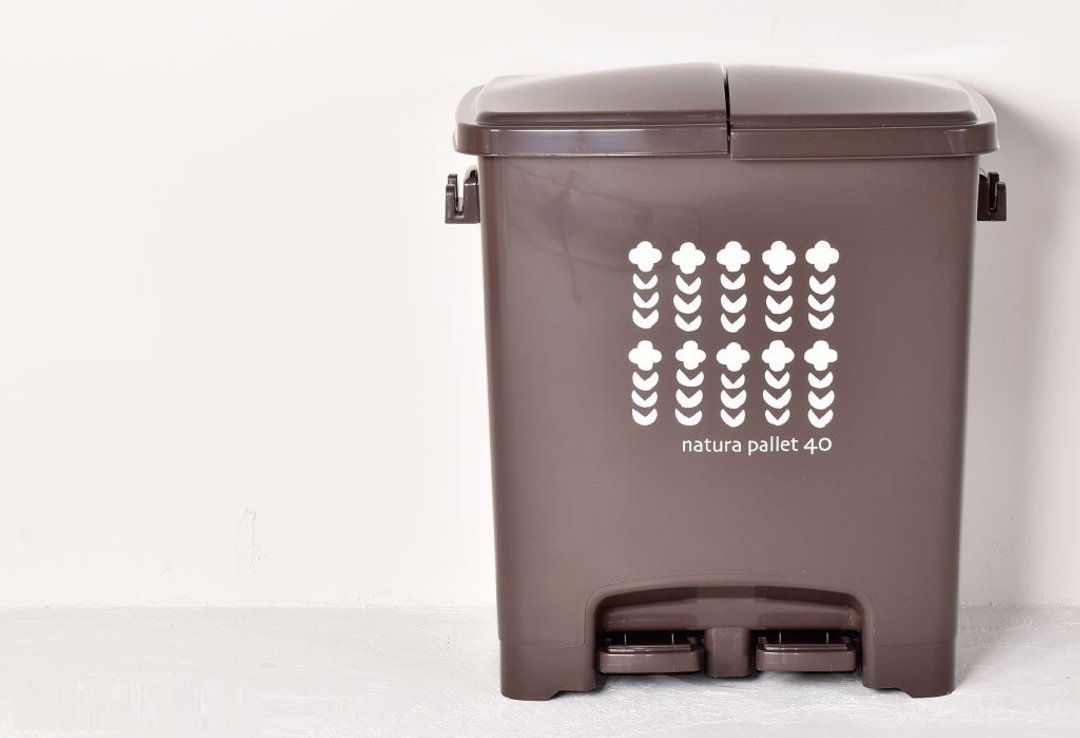 natura pallet 踩踏式二分类垃圾桶40L - 多色可选 - 垃圾桶 - 塑料 