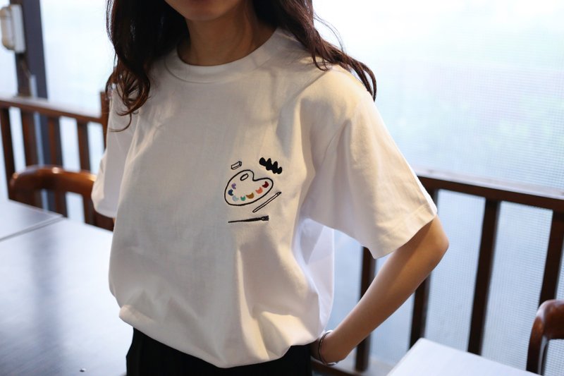 彩虹调色板 刺绣Tee - 女装 T 恤 - 棉．麻 白色