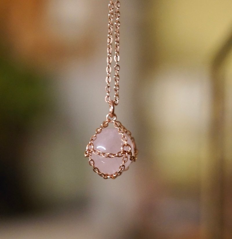 Little Sphere  粉晶 水晶球 可爱 玫瑰金 水晶颈链 情人节礼物 - 项链 - 半宝石 粉红色